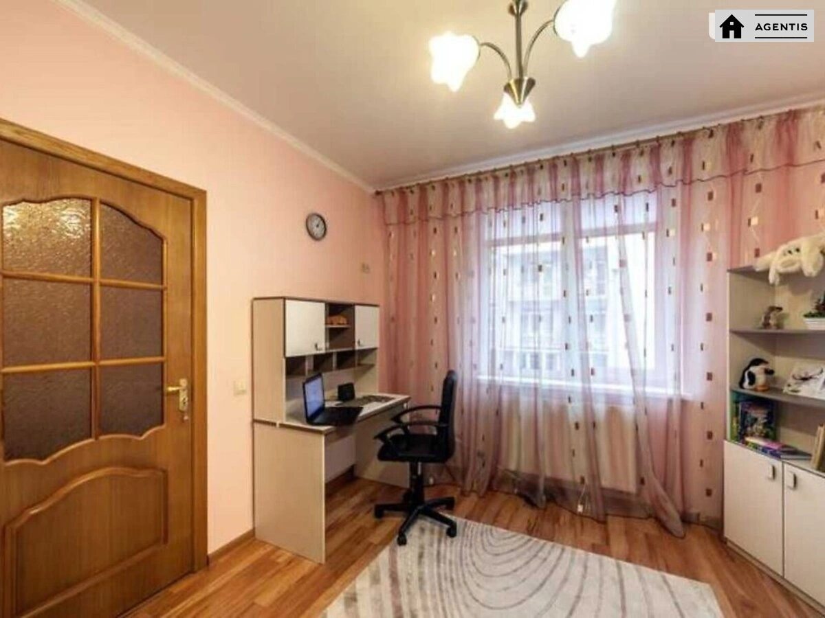 Здам квартиру 3 кімнати, 65 m², 6 пов./16 поверхів. 55, Оноре де Бальзака вул., Київ. 