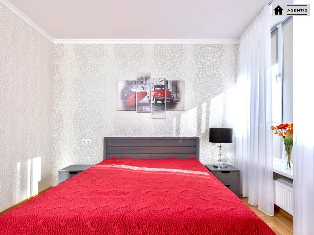 Apartment for rent 2 rooms, 68 m², 12th fl./25 floors. 20, Solomyanska vul., Kyiv. 