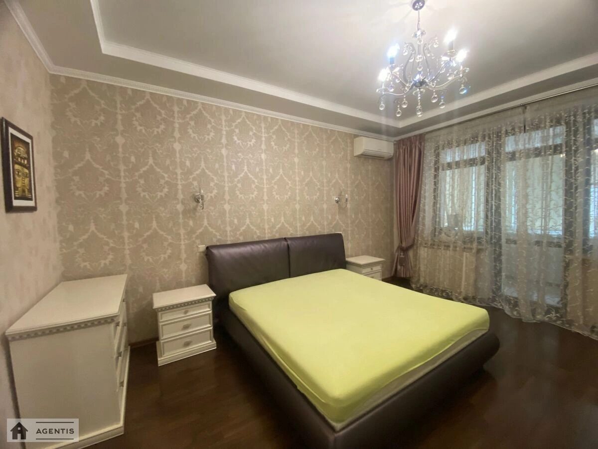 Здам квартиру 3 кімнати, 150 m², 2 пов./4 поверхи. 7, Оболонська Набережна 7, Київ. 