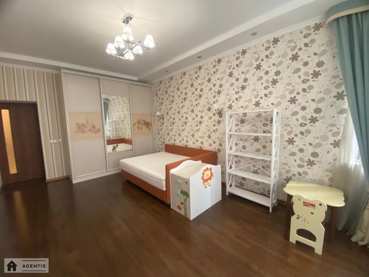 Здам квартиру 3 кімнати, 150 m², 2 пов./4 поверхи. 7, Оболонська Набережна 7, Київ. 