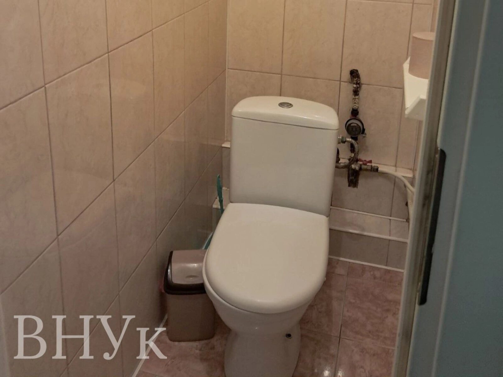 Продаж квартири 2 кімнати, 52 m², 2 пов./5 поверхів. Новий Світ вул., Тернопіль. 