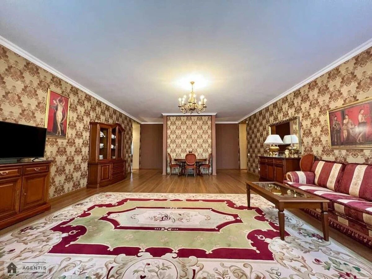 Здам квартиру 3 кімнати, 142 m², 2 пов./7 поверхів. Кудрявська, Київ. 