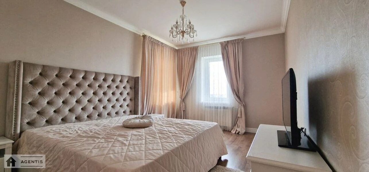 Apartment for rent 3 rooms, 120 m², 19th fl./19 floors. Solomyanskyy rayon, Kyiv. 