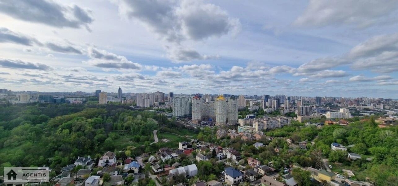 Apartment for rent 3 rooms, 120 m², 19th fl./19 floors. Solomyanskyy rayon, Kyiv. 