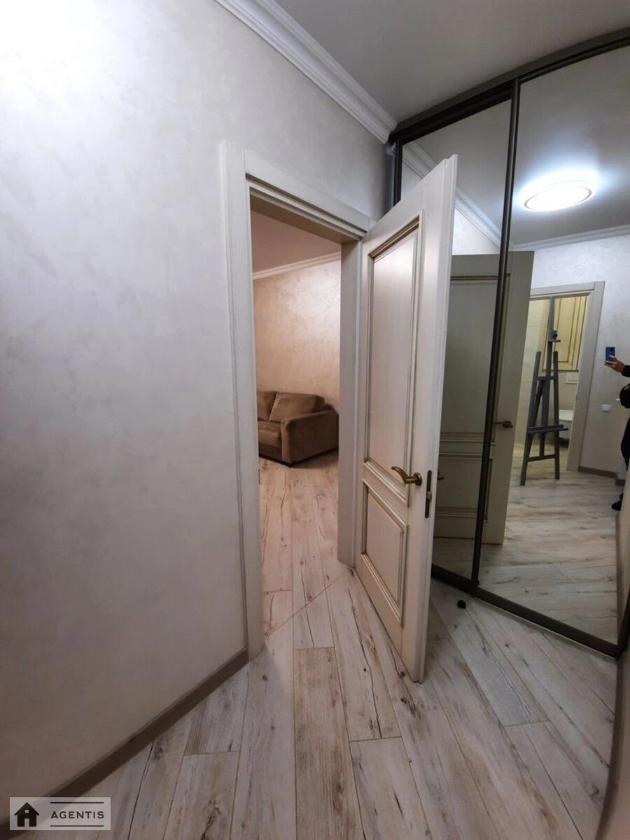 Здам квартиру 1 кімната, 45 m², 17 пов./24 поверхи. Вацлава Гавела бульв. (Івана Лепсе), Київ. 