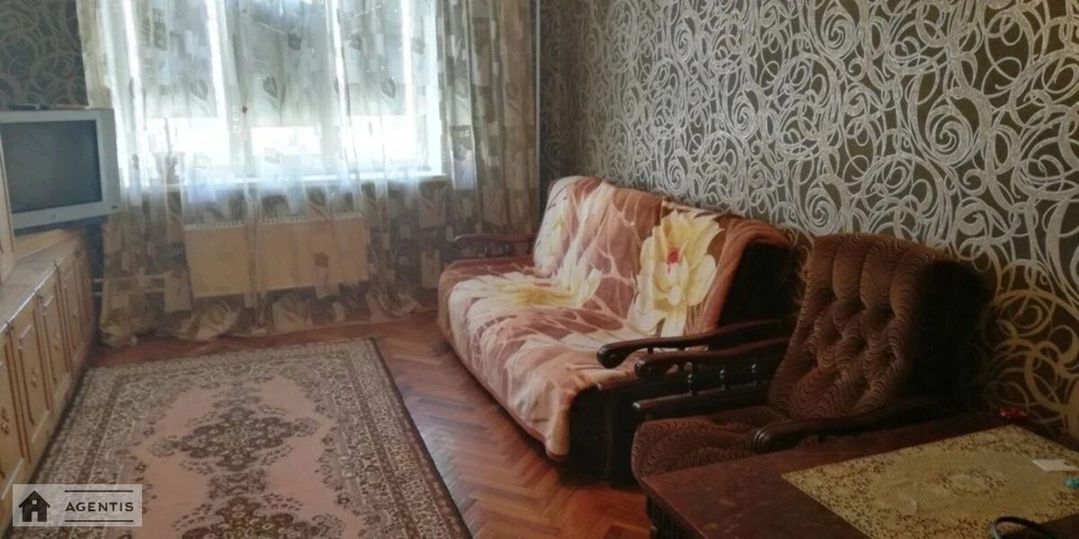 Здам квартиру 3 кімнати, 70 m², 9 пов./10 поверхів. 25, Драгоманова 25, Київ. 