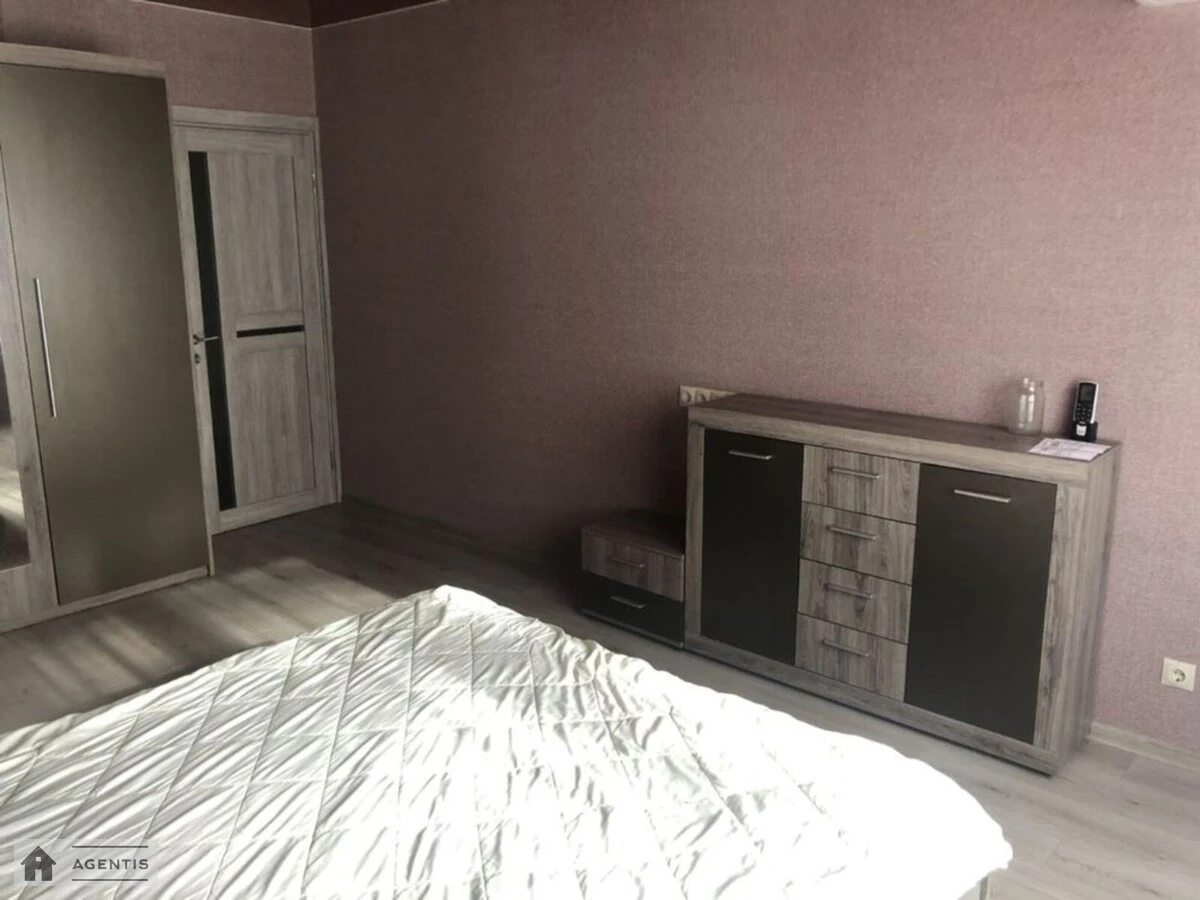 Здам квартиру 2 кімнати, 75 m², 15 пов./25 поверхів. Юлії Здановської вул. (Михайла Ломоносова), Київ. 