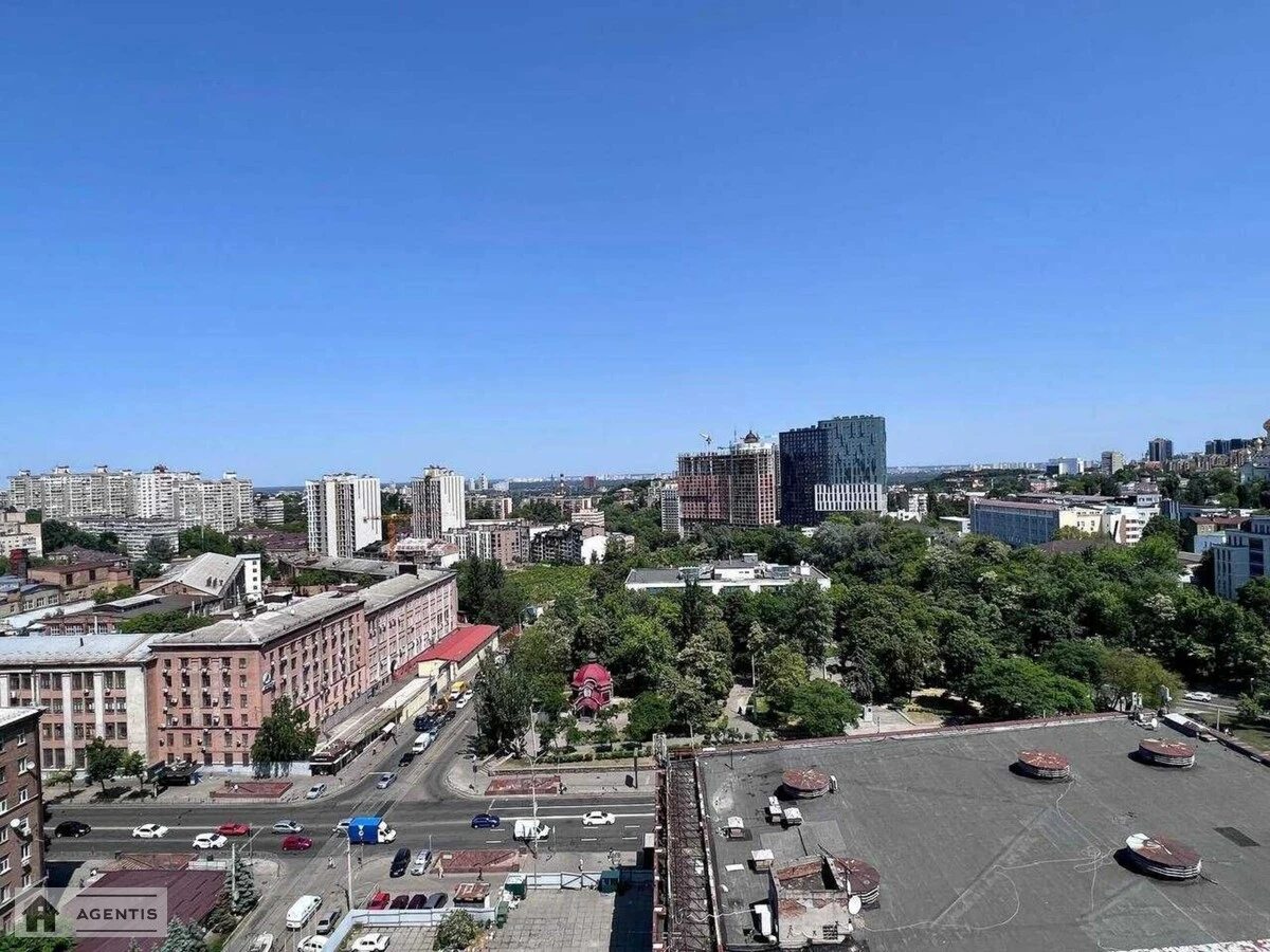 Здам квартиру 3 кімнати, 150 m², 19 пов./20 поверхів. 3, Коперника 3, Київ. 