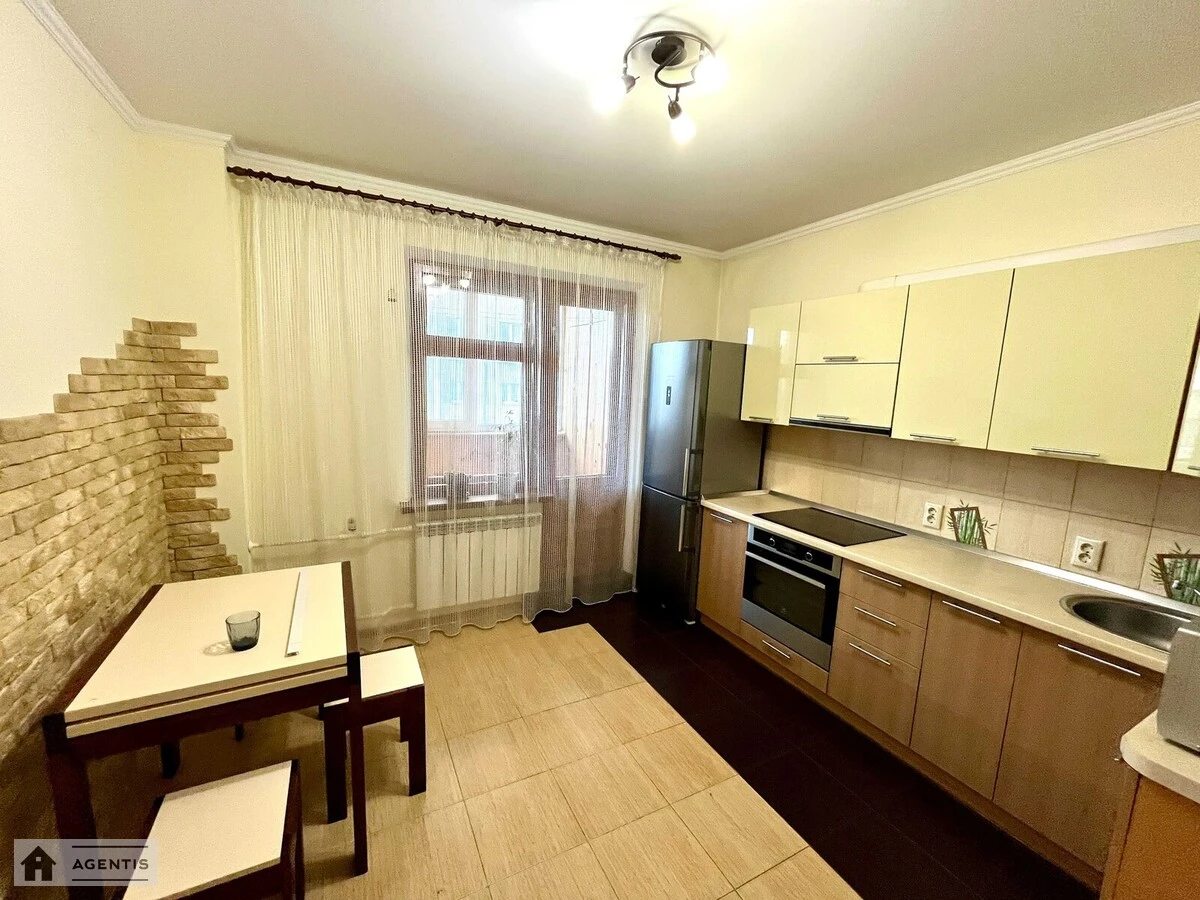 Здам квартиру 1 кімната, 42 m², 2 пов./18 поверхів. Дарницький район, Київ. 