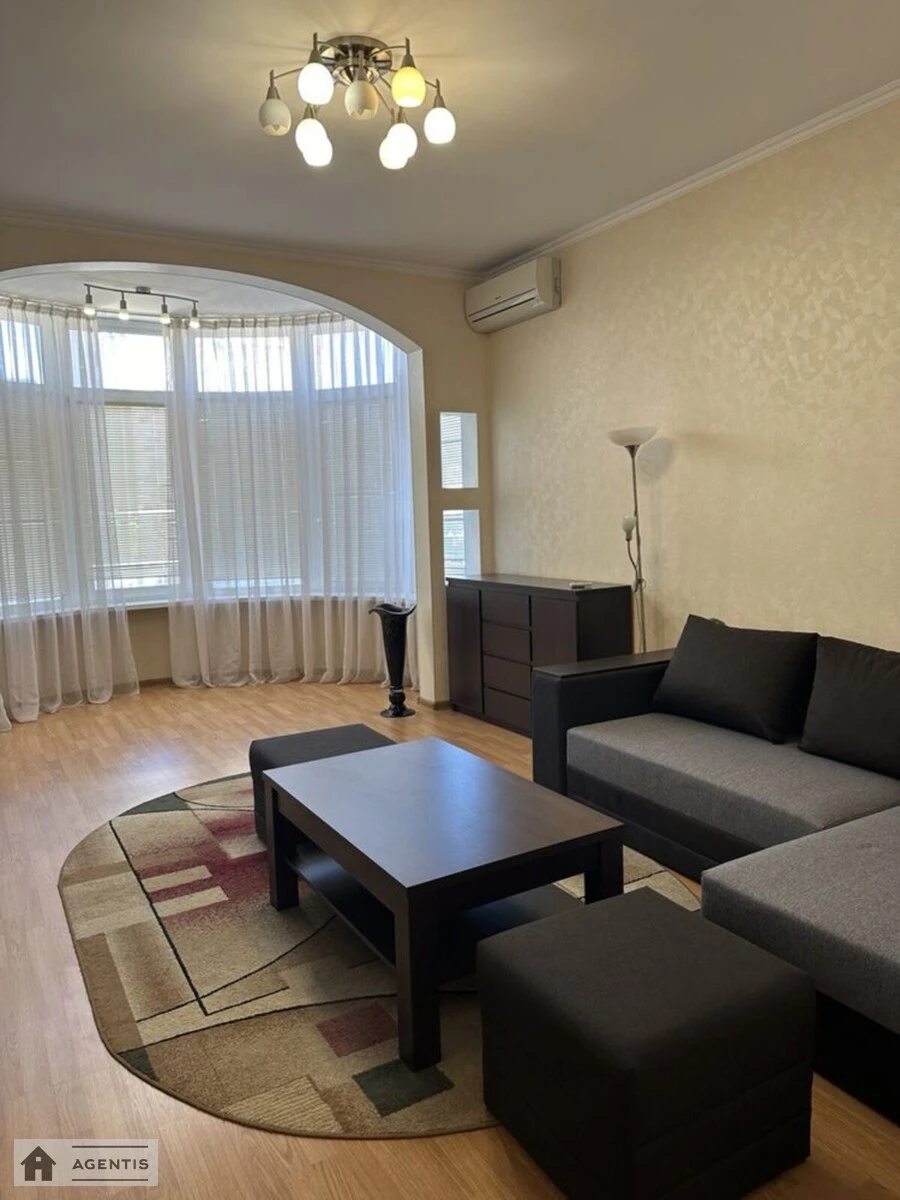 Сдам квартиру 1 комната, 50 m², 16 эт./24 этажа. 69, Дмитриевская 69, Киев. 