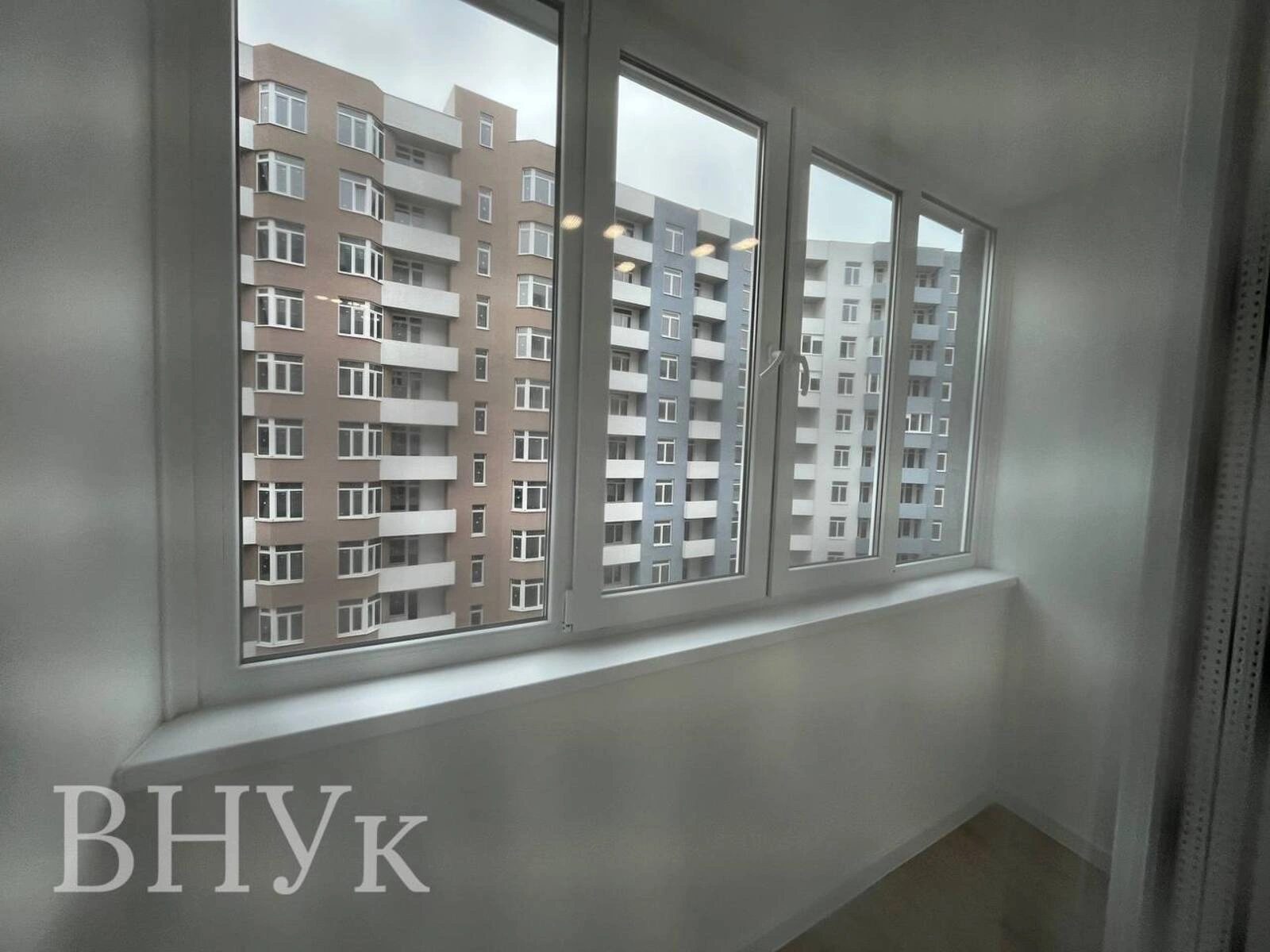 Продажа квартиры 2 комнаты, 56 m², 6 эт./11 этажей. Київська вул., Тернополь. 