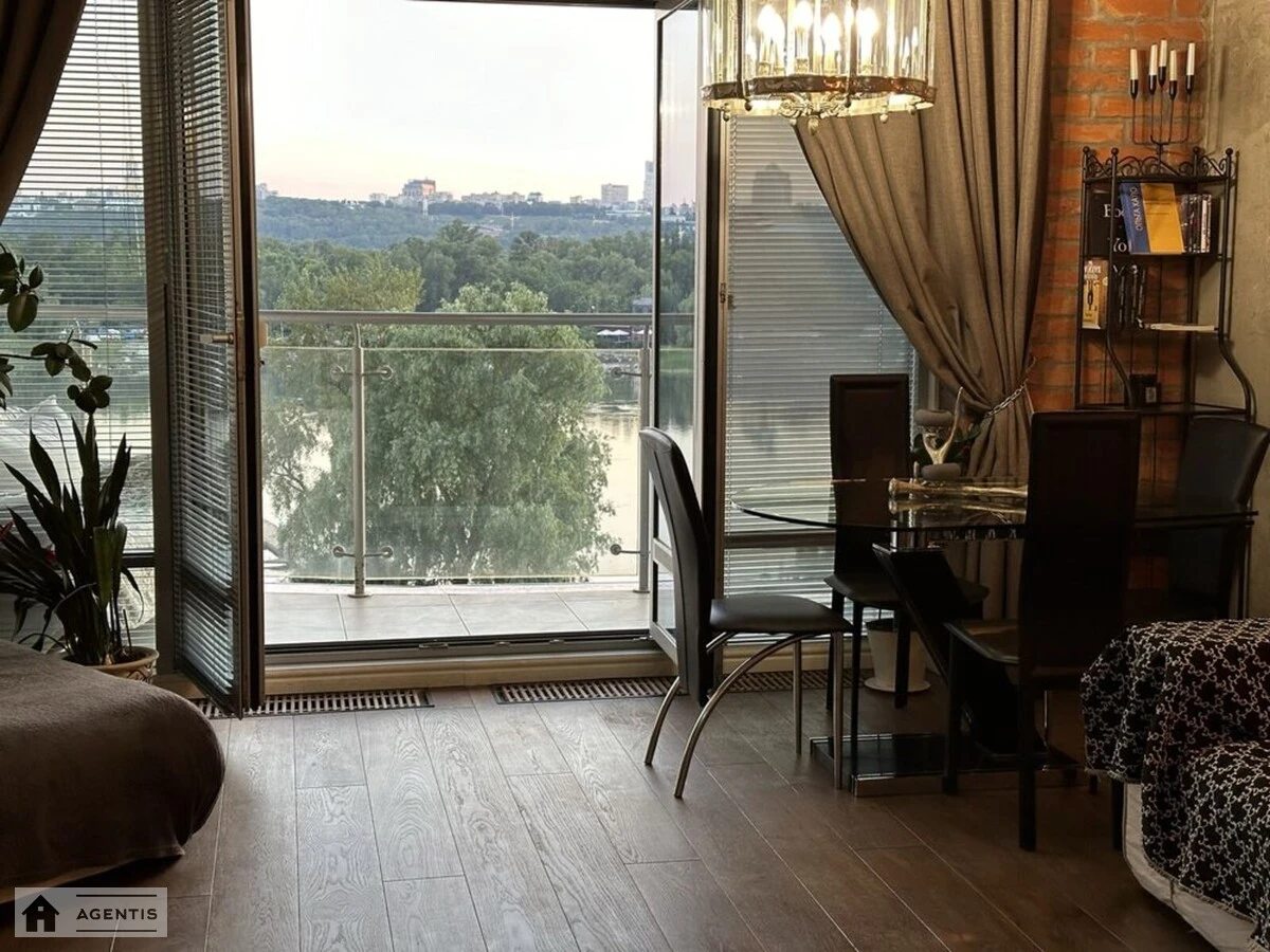 Apartment for rent 2 rooms, 80 m², 5th fl./14 floors. 18, Rayisy Okipnoyi vul., Kyiv. 