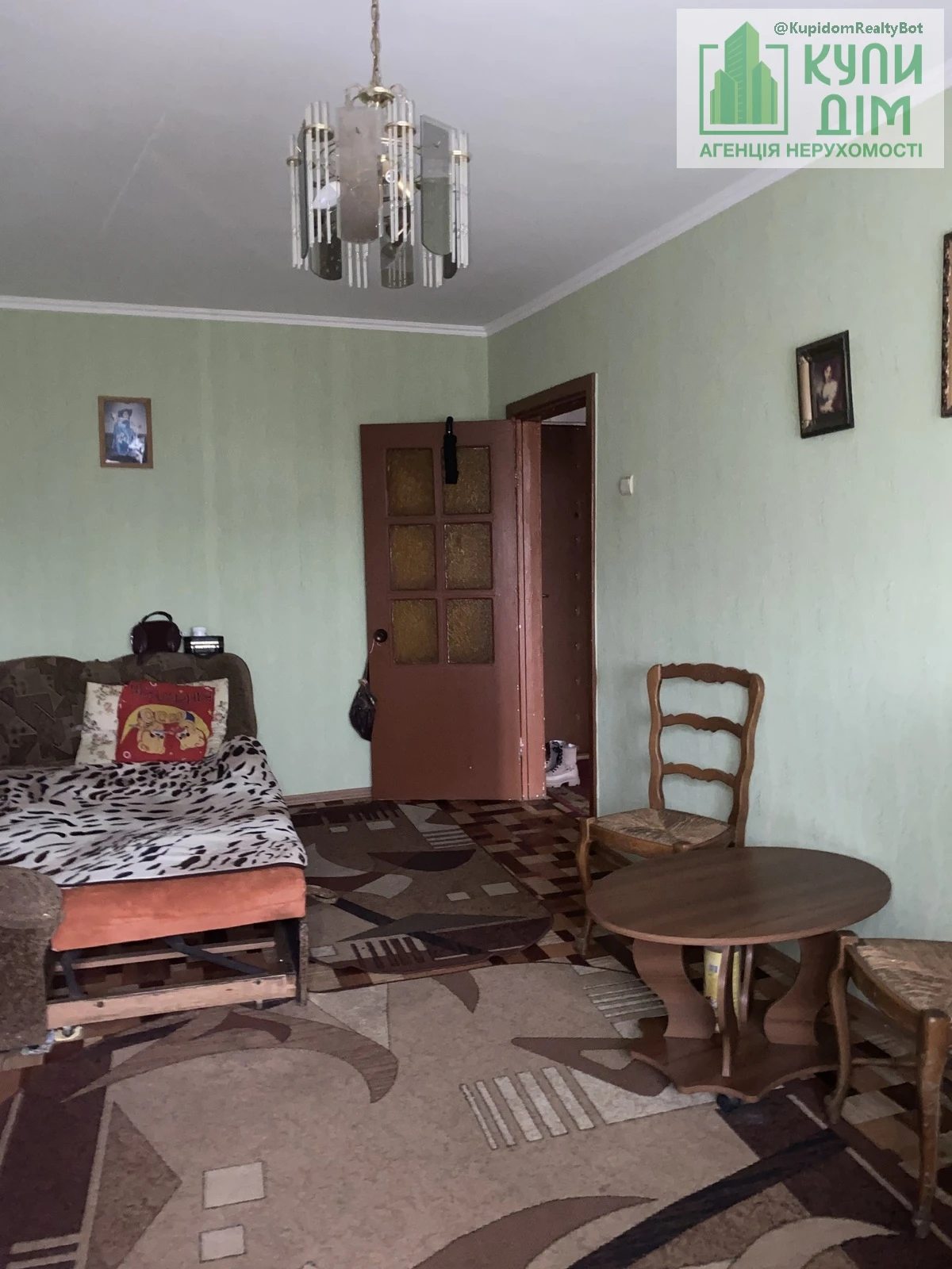 Продаж квартири 1 кімната, 30 m², 5 пов./5 поверхів. Валерія Гончаренка вул. (Пожарського), Кропивницький. 