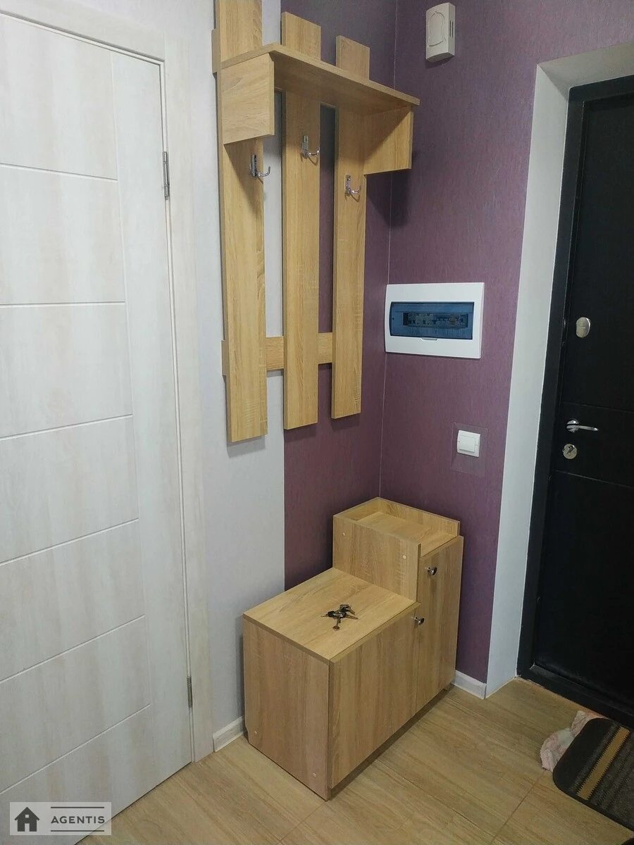 Здам квартиру 1 кімната, 45 m², 21 пов./25 поверхів. Євгена Сверстюка вул. (Марини Раскової), Київ. 