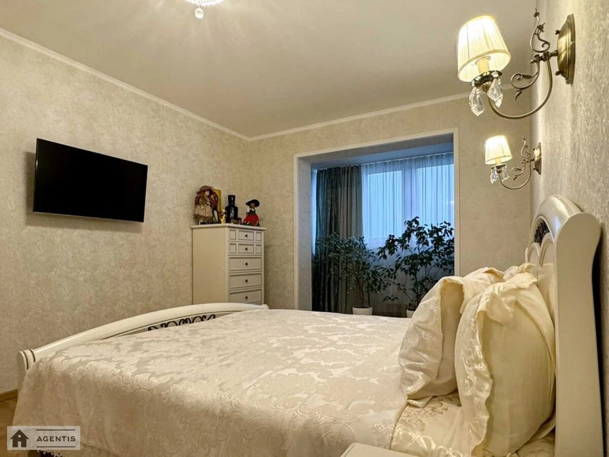 Здам квартиру 3 кімнати, 104 m², 19 пов./25 поверхів. 13, Здолбунівська 13, Київ. 