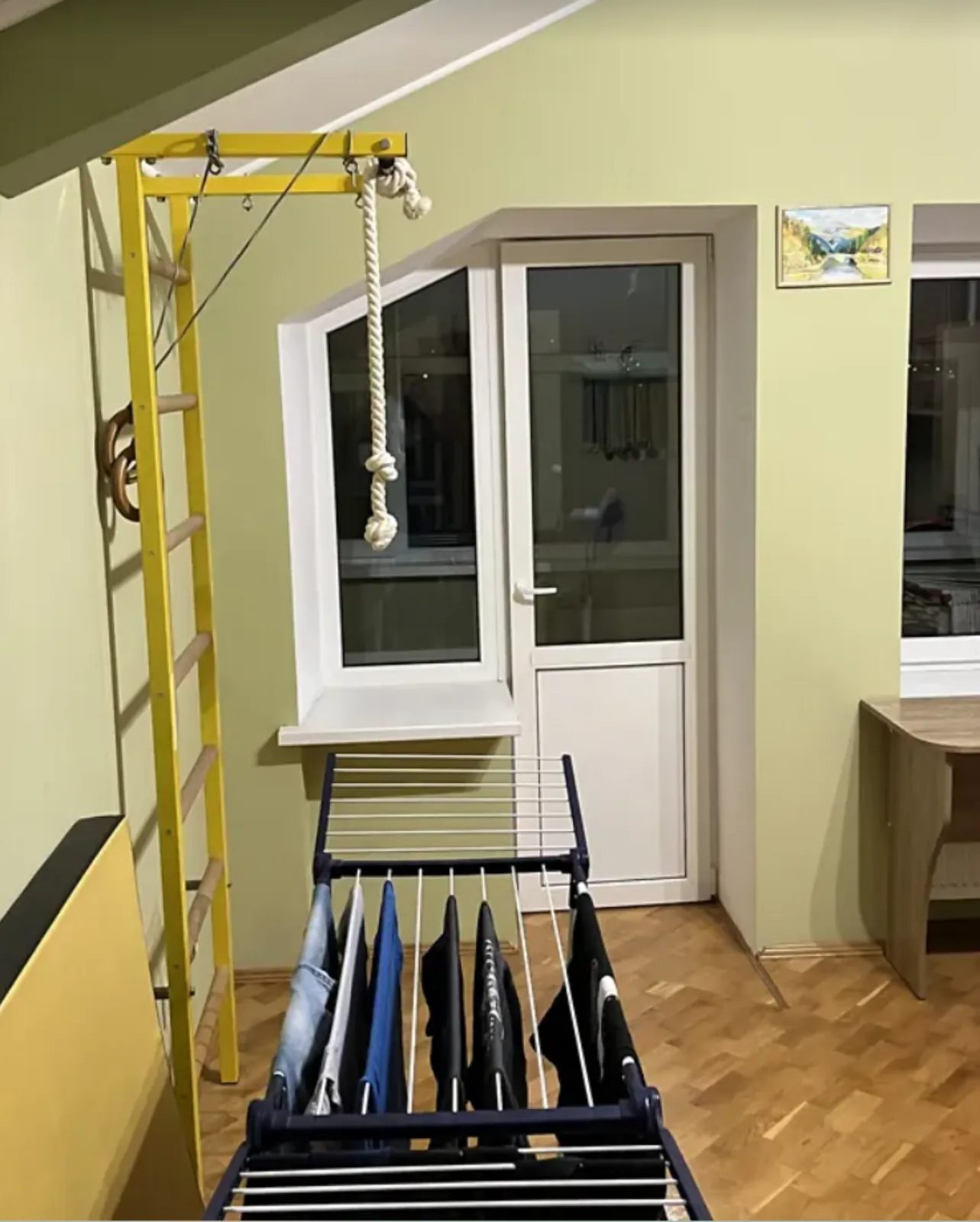 Продаж квартири 3 кімнати, 94 m², 6 пов./7 поверхів. Центр, Тернопіль. 