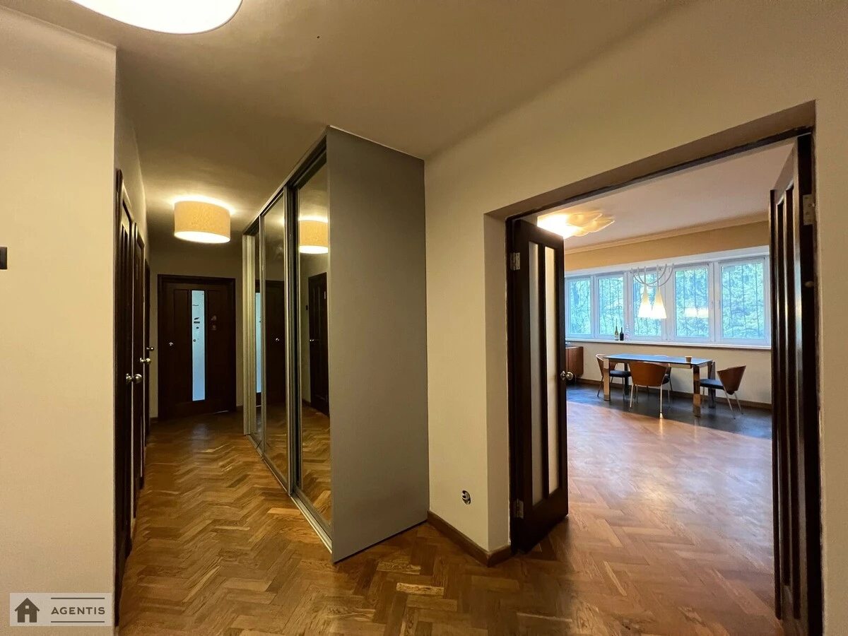 Apartment for rent 3 rooms, 95 m², 1st fl./16 floors. 3, Rayisy Okipnoyi vul., Kyiv. 