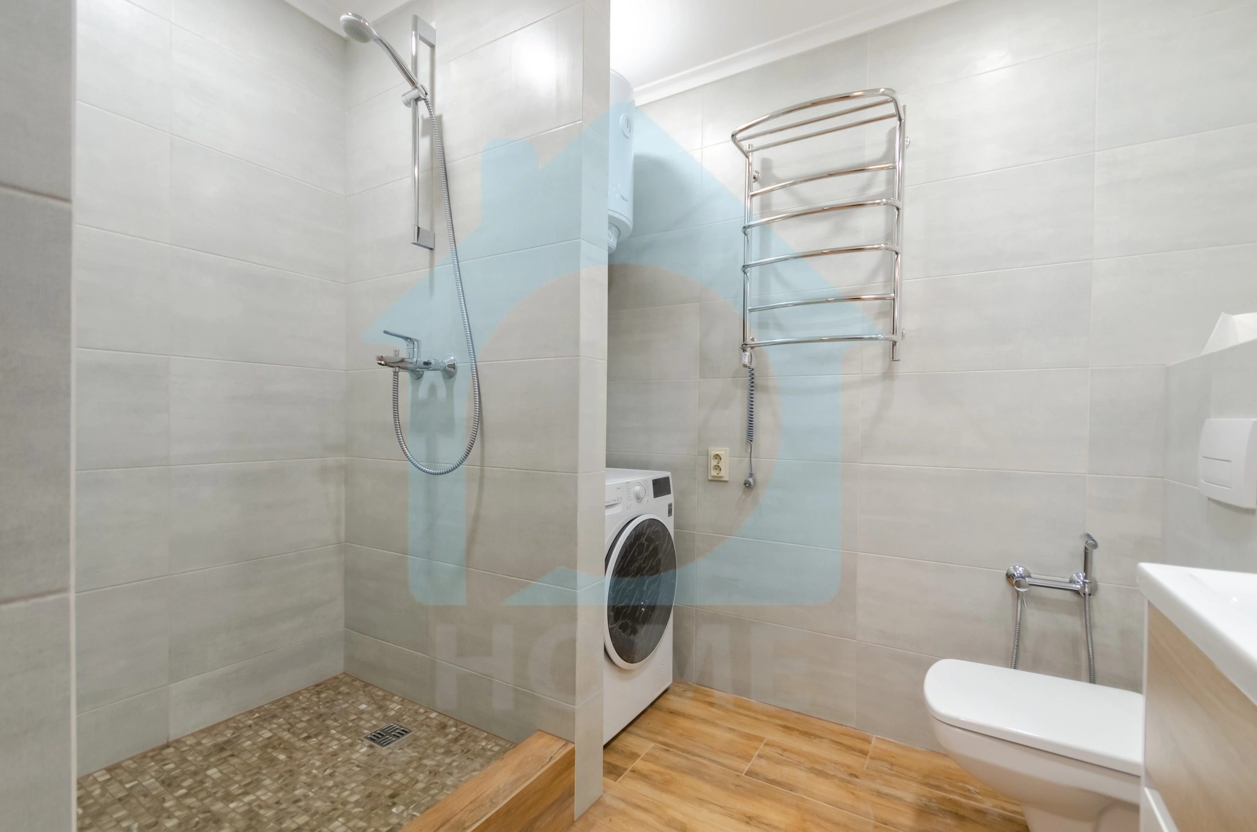 Apartments for sale 2 rooms, 57 m². 1, Mykoly Khvylovoho, Kyiv. 