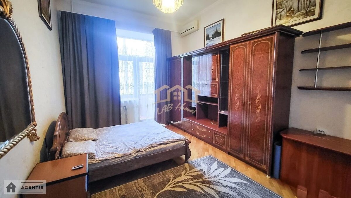 Здам квартиру 3 кімнати, 105 m², 4 пов./6 поверхів. Січових Стрільців, Київ. 