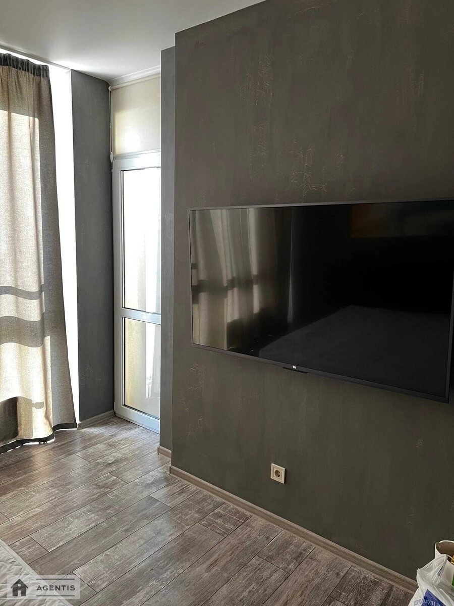 Сдам квартиру 2 комнаты, 48 m², 20 эт./26 этажей. Златоустівська вул., Киев. 