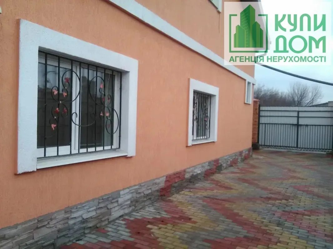 Продаж будинку 280 m², 2 поверхи. Фортечний (кіровський), Кропивницький. 