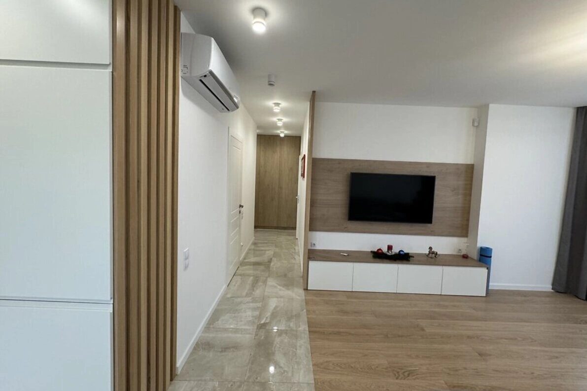 Продаж квартири 2 кімнати, 60 m², 18 пов./22 поверхи. 20, Генерала Шаповала вул. (Механізаторів), Київ. 