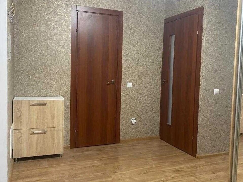 Apartment for rent 1 room, 39 m², 18th fl./25 floors. 24, Prymiska , Novoselky. 