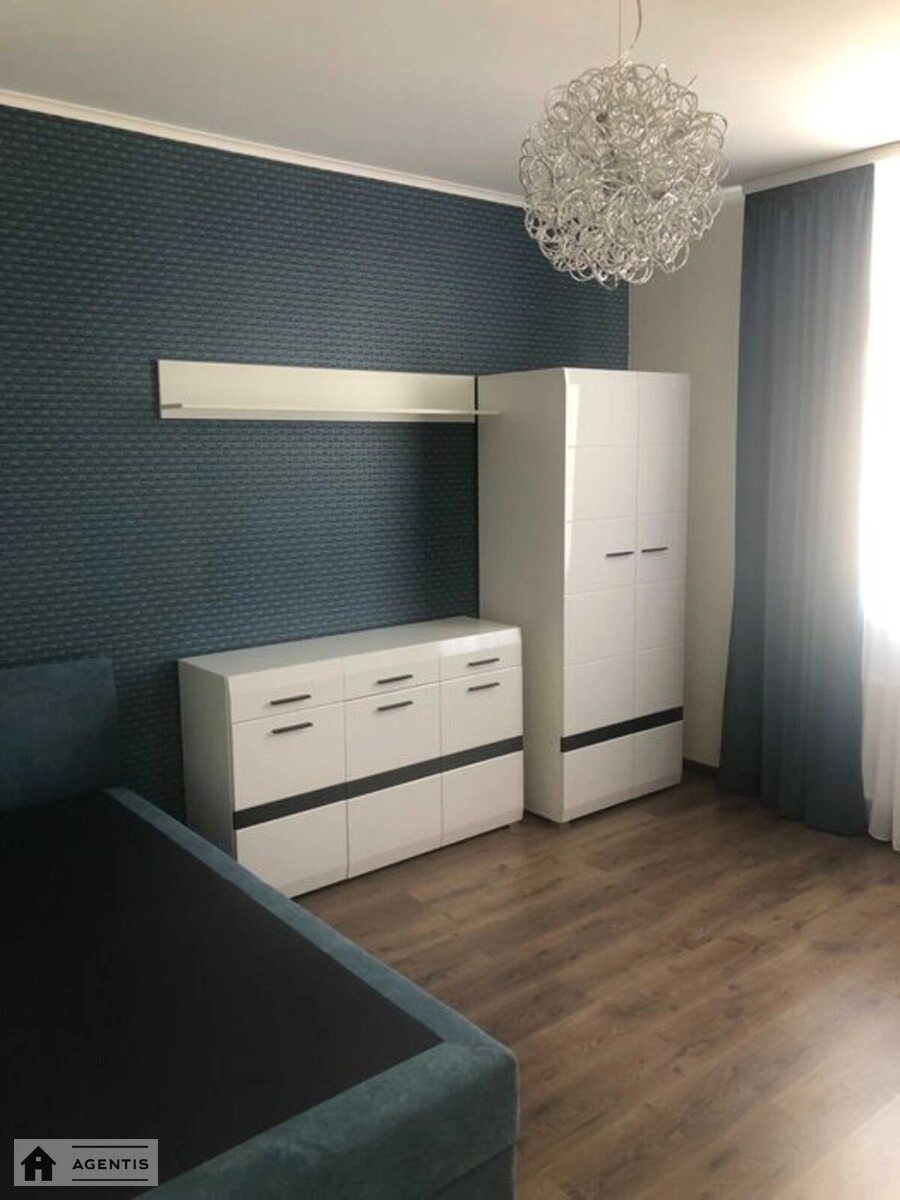 Сдам квартиру 1 комната, 39 m², 24 эт./24 этажа. Петра Калнишевського вул. (Михайла Майорова), Киев. 