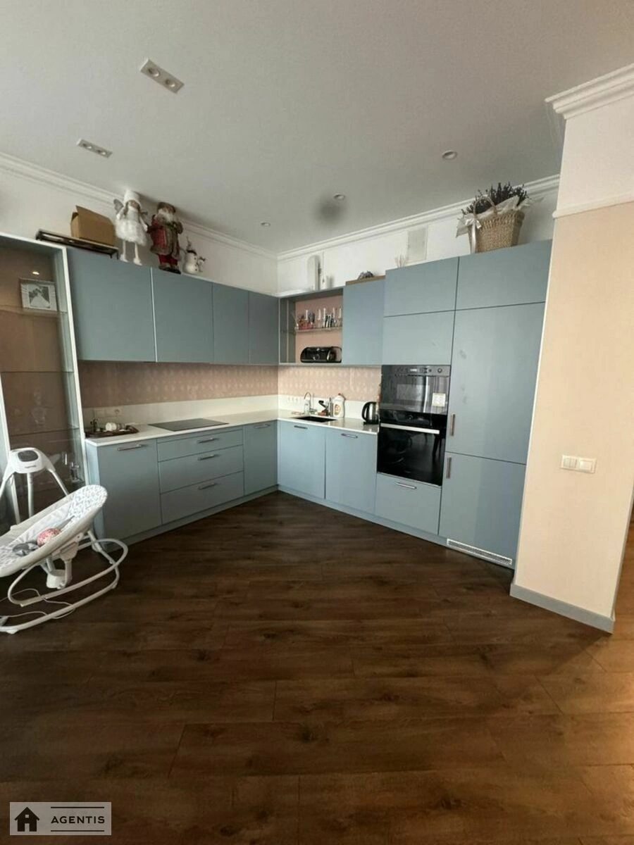 Сдам квартиру 2 комнаты, 80 m², 11 эт./25 этажей. 21, Левка Лукяненка вул. (Маршала Тимошенка), Киев. 