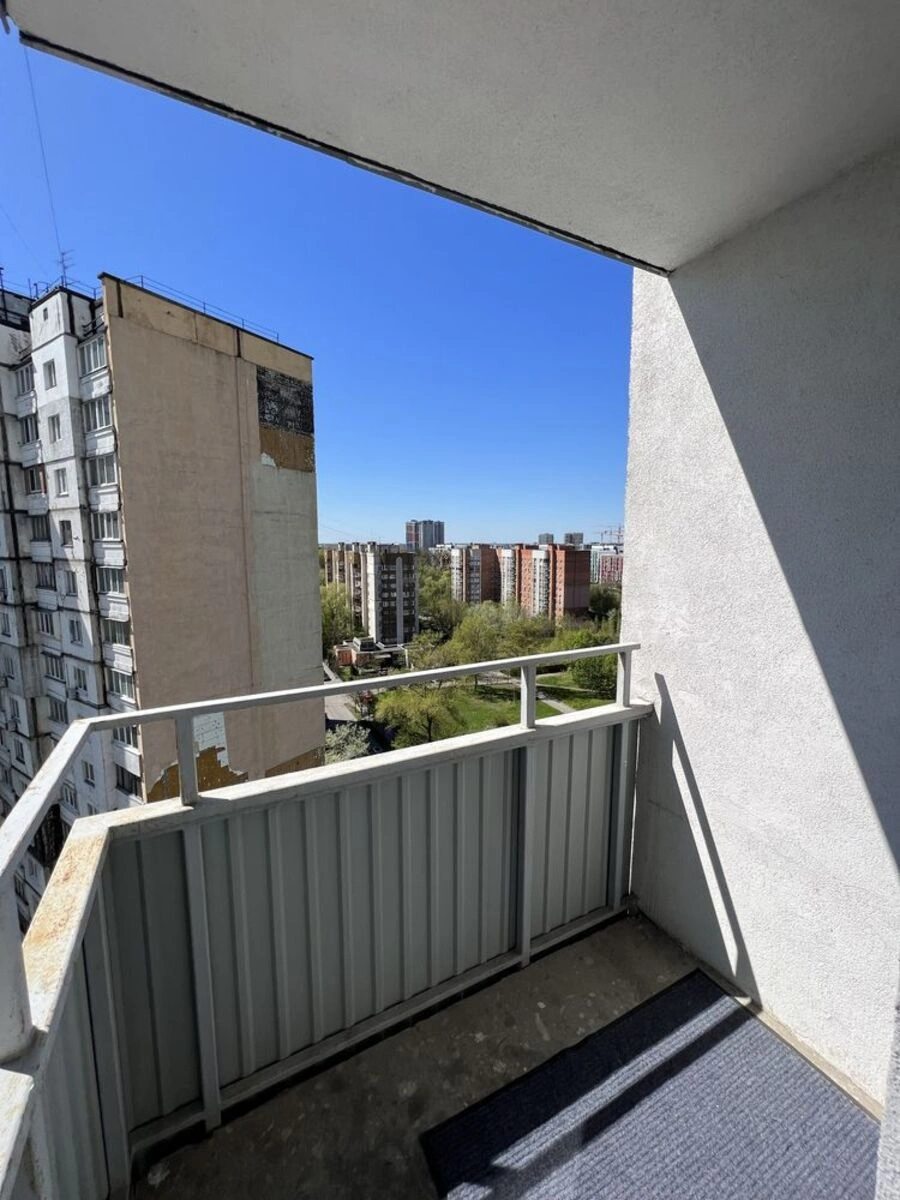 Apartments for sale 1 room, 33 m², 12th fl./22 floors. 3, Termkivska , Kyiv. 