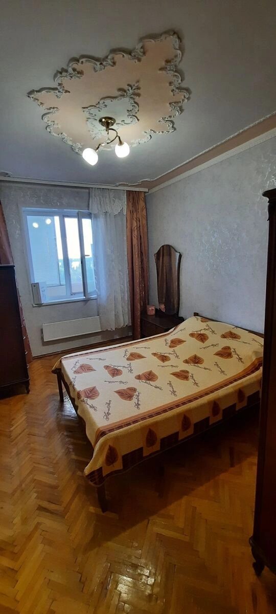 Apartment for rent 2 rooms, 53 m², 8th fl./9 floors. Darnytskyy rayon, Kyiv. 