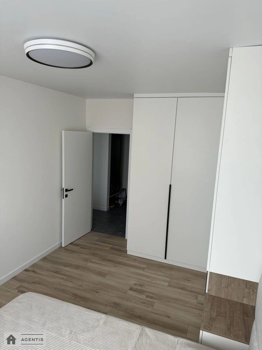 Сдам квартиру 1 комната, 47 m², 12 эт./18 этажей. Глаголєвих вул. (Академіка Грекова), Киев. 