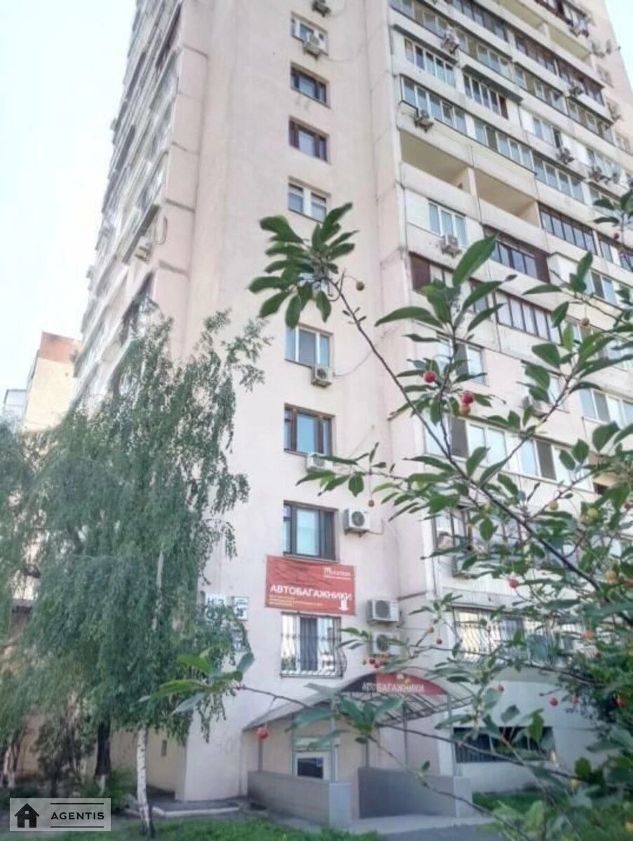 Apartment for rent 1 room, 42 m², 2nd fl./18 floors. Darnytskyy rayon, Kyiv. 