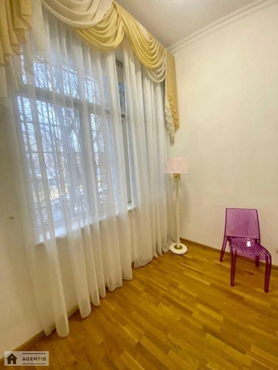 Apartment for rent 5 rooms, 250 m², 3rd fl./5 floors. 16, Yaroslaviv Val 16, Kyiv. 