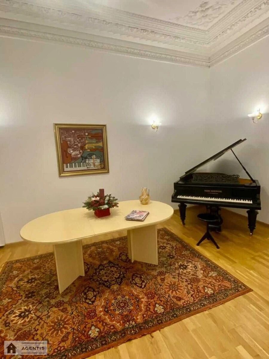 Apartment for rent 5 rooms, 250 m², 3rd fl./5 floors. 16, Yaroslaviv Val 16, Kyiv. 