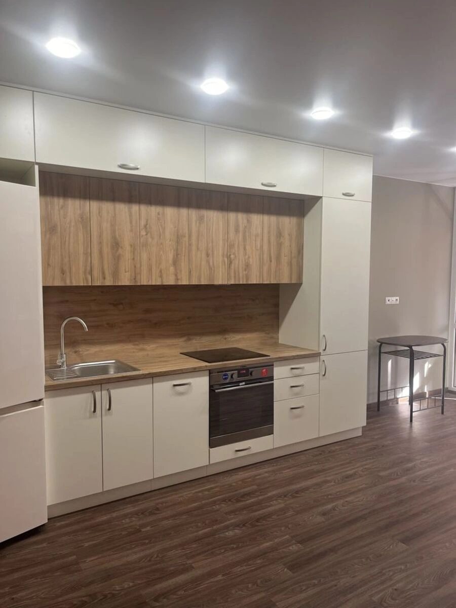 Здам квартиру 1 кімната, 60 m², 6 пов./24 поверхи. Євгена Сверстюка вул. (Марини Раскової), Київ. 