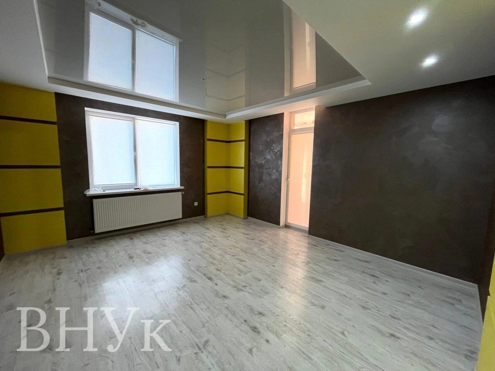 Продаж квартири 3 кімнати, 98 m², 7 пов./11 поверхів. Тролейбусна вул., Тернопіль. 