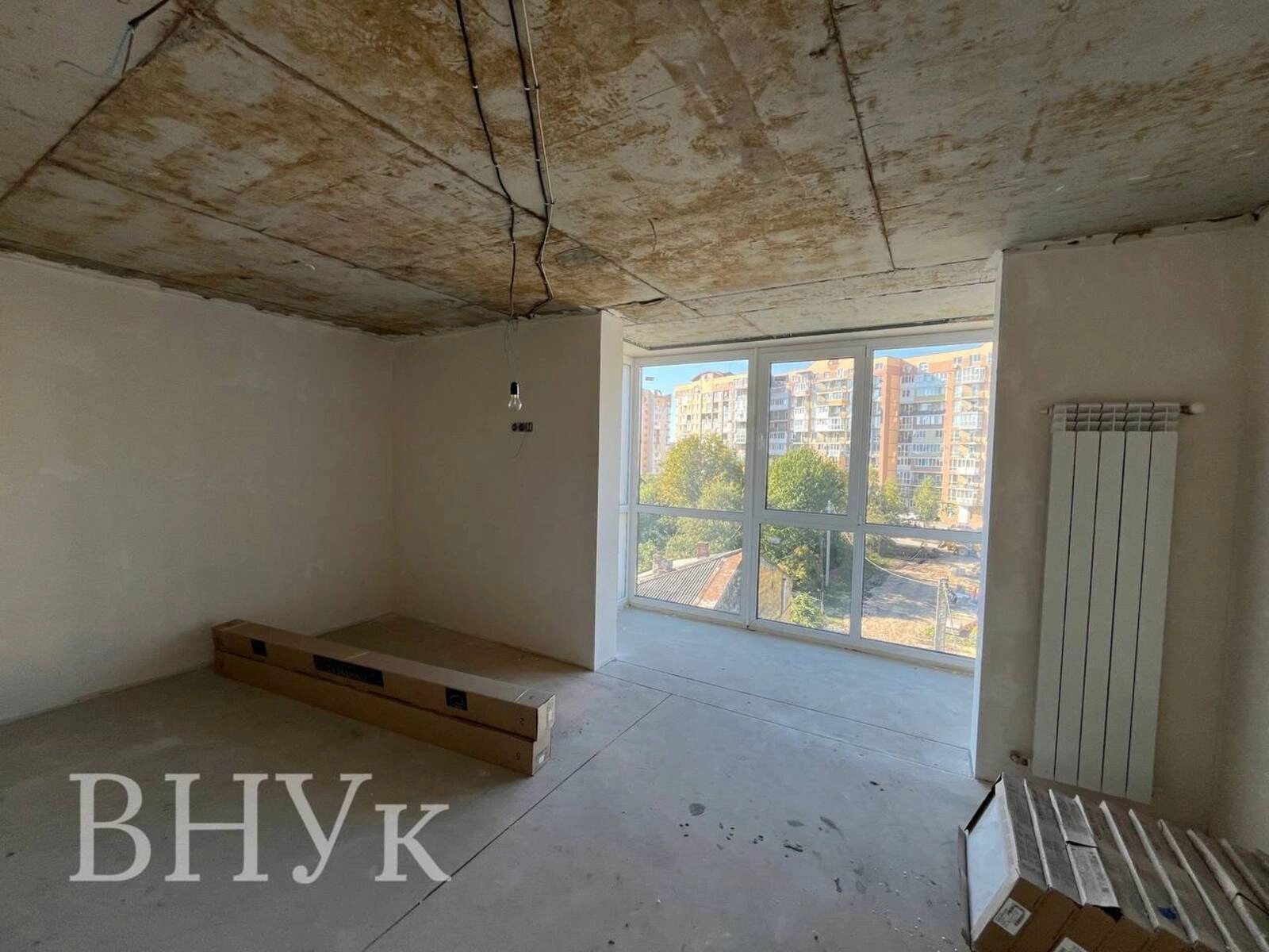 Продаж квартири 2 кімнати, 573 m², 4 пов./4 поверхи. Білогірська вул., Тернопіль. 