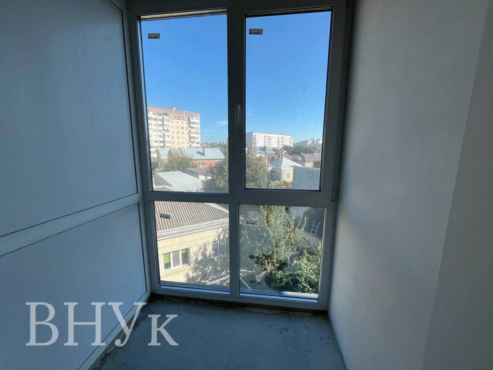 Apartments for sale 2 rooms, 663 m², 4th fl./4 floors. Bilohirska vul., Ternopil. 