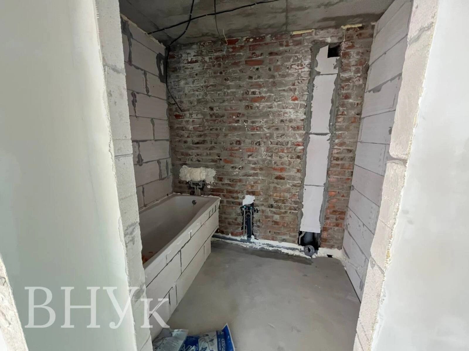 Продаж квартири 2 кімнати, 663 m², 4 пов./4 поверхи. Білогірська вул., Тернопіль. 