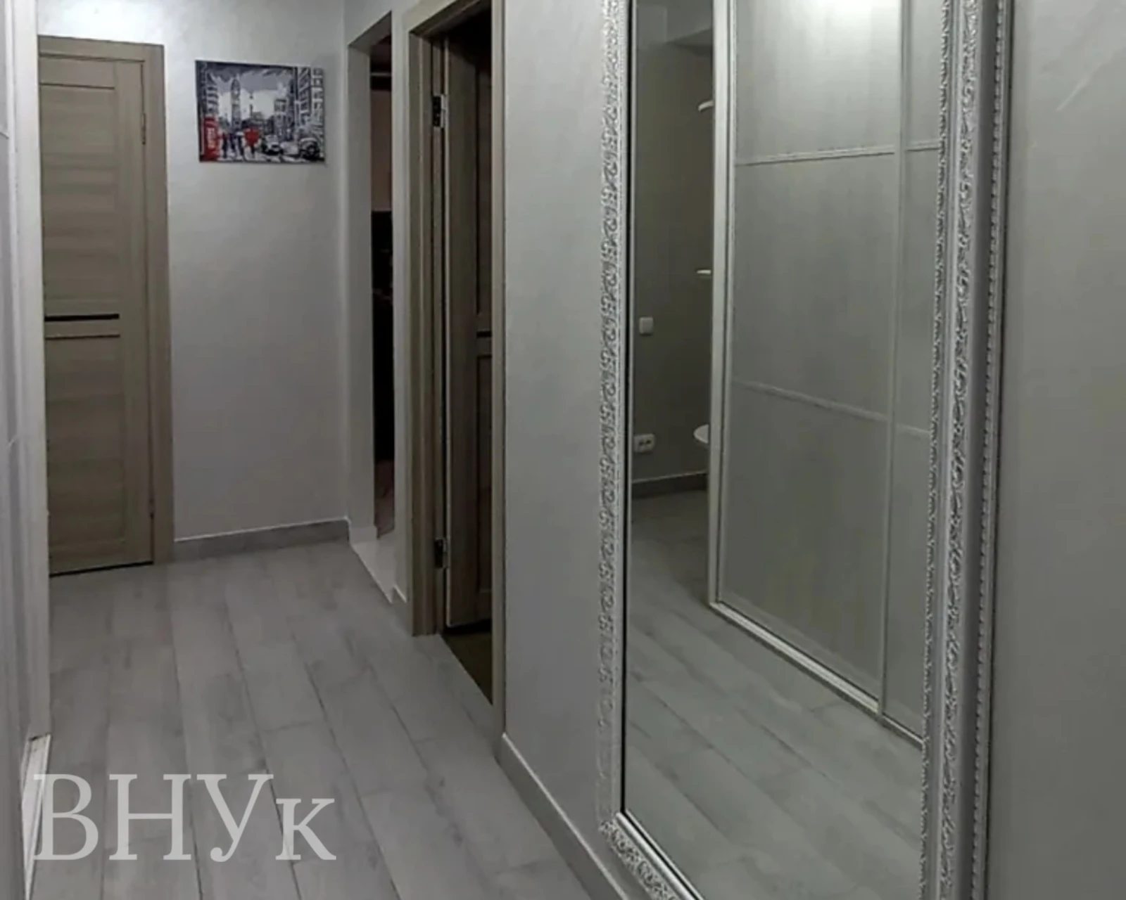 Apartments for sale 2 rooms, 671 m², 2nd fl./10 floors. Heroyiv Chornobylya , Ternopil. 