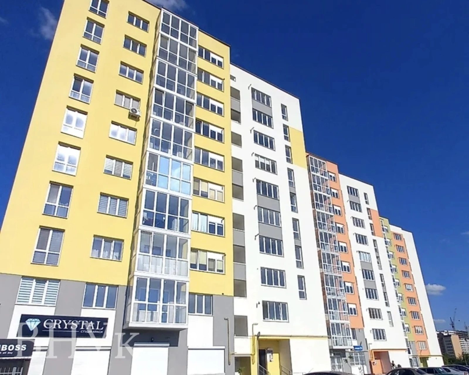 Apartments for sale 2 rooms, 671 m², 2nd fl./10 floors. Heroyiv Chornobylya , Ternopil. 