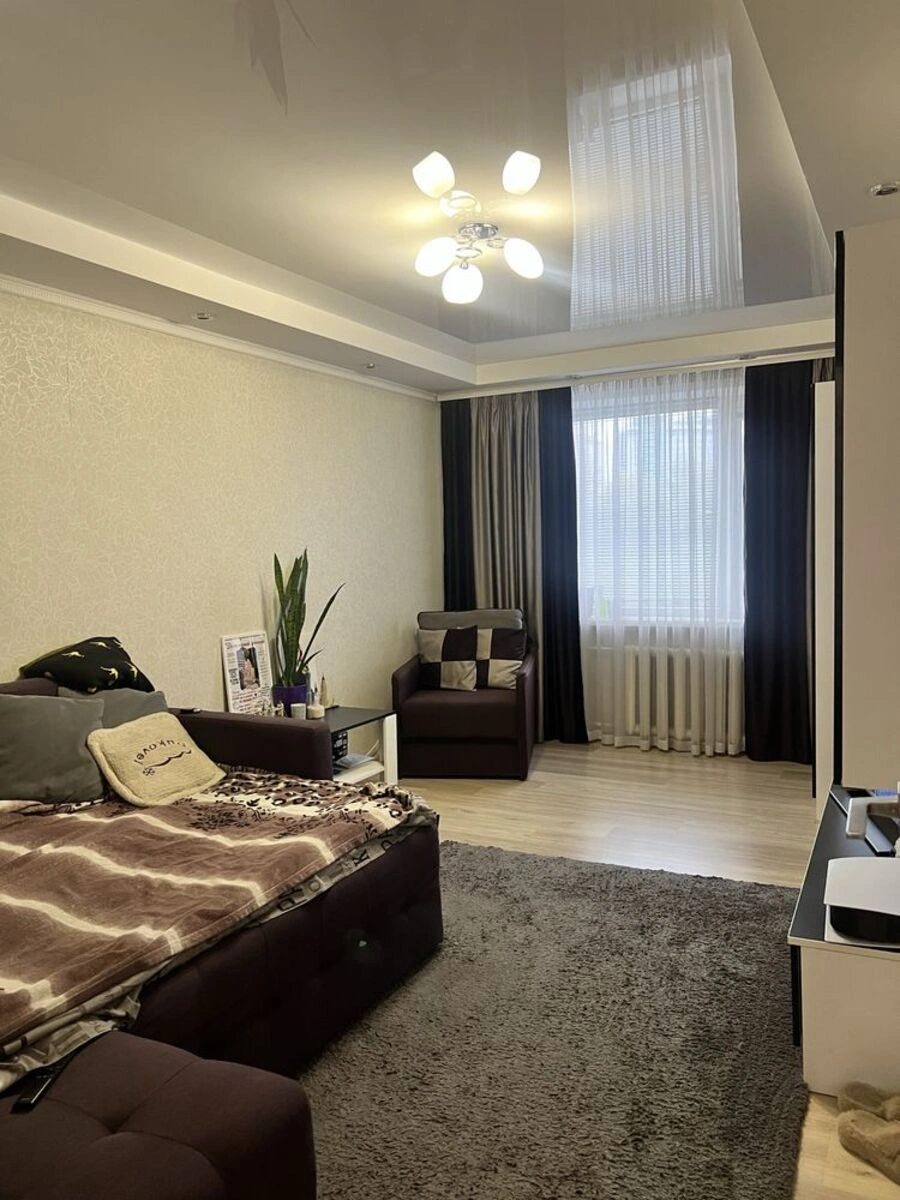 Apartments for sale 1 room, 36 m², 4th fl./16 floors. 3, Heroyiv Mariupolya vul. Marshala Yakubovskoho, Kyiv. 