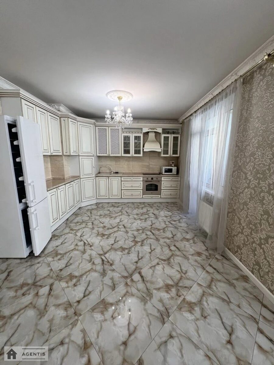 Сдам квартиру 3 комнаты, 106 m², 10 эт./16 этажей. 20, Златоустівська вул., Киев. 