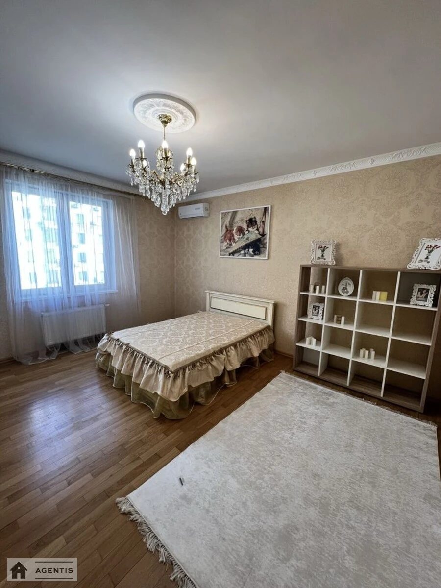 Сдам квартиру 3 комнаты, 106 m², 10 эт./16 этажей. 20, Златоустівська вул., Киев. 