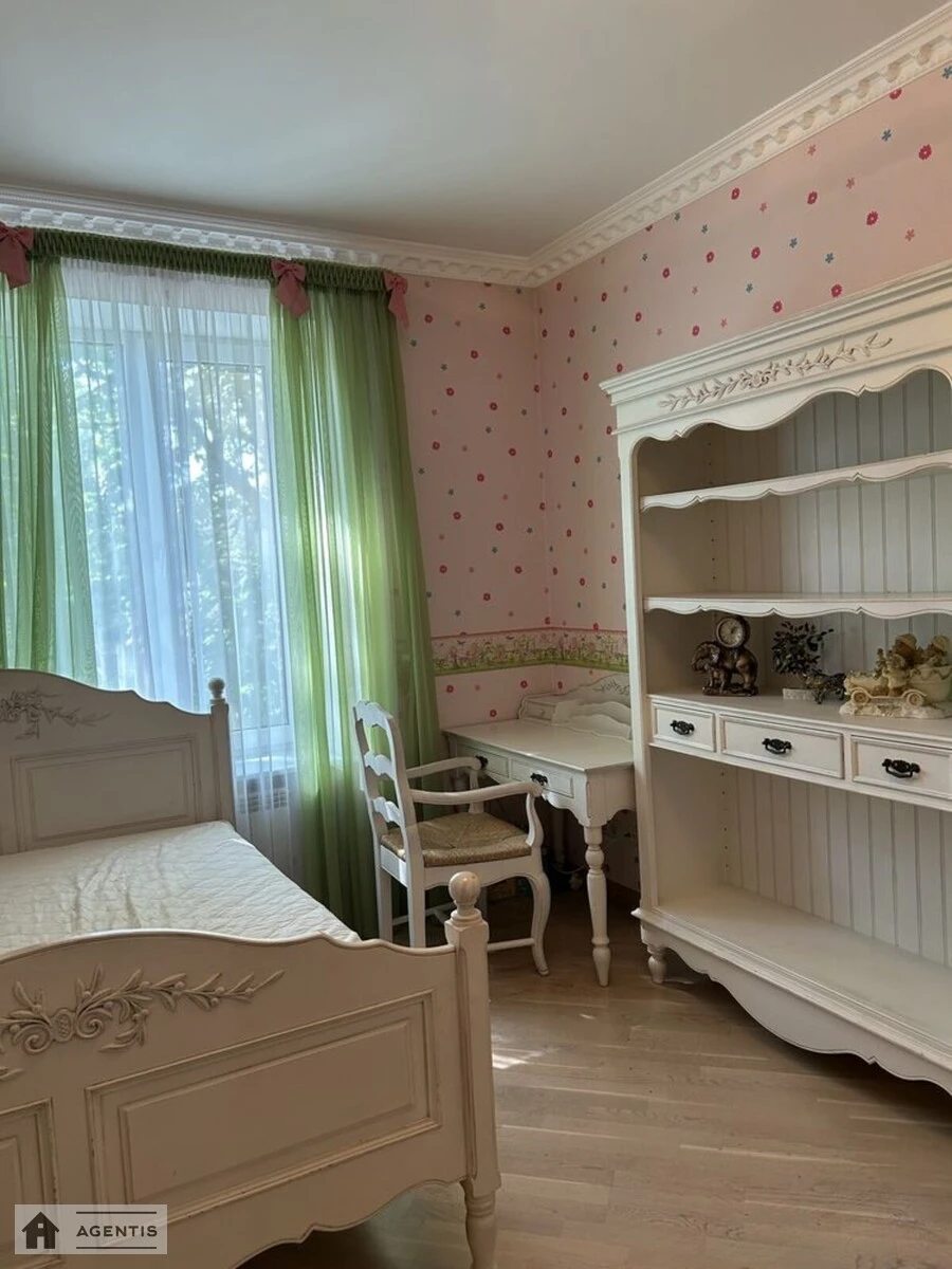 Apartment for rent 2 rooms, 78 m², 3rd fl./4 floors. 28, Mykhayla Hrushevskoho vul., Kyiv. 