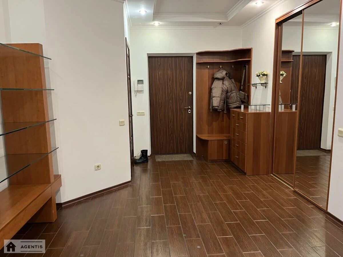 Здам квартиру 3 кімнати, 100 m², 9 пов./18 поверхів. 31, Драгоманова 31, Київ. 