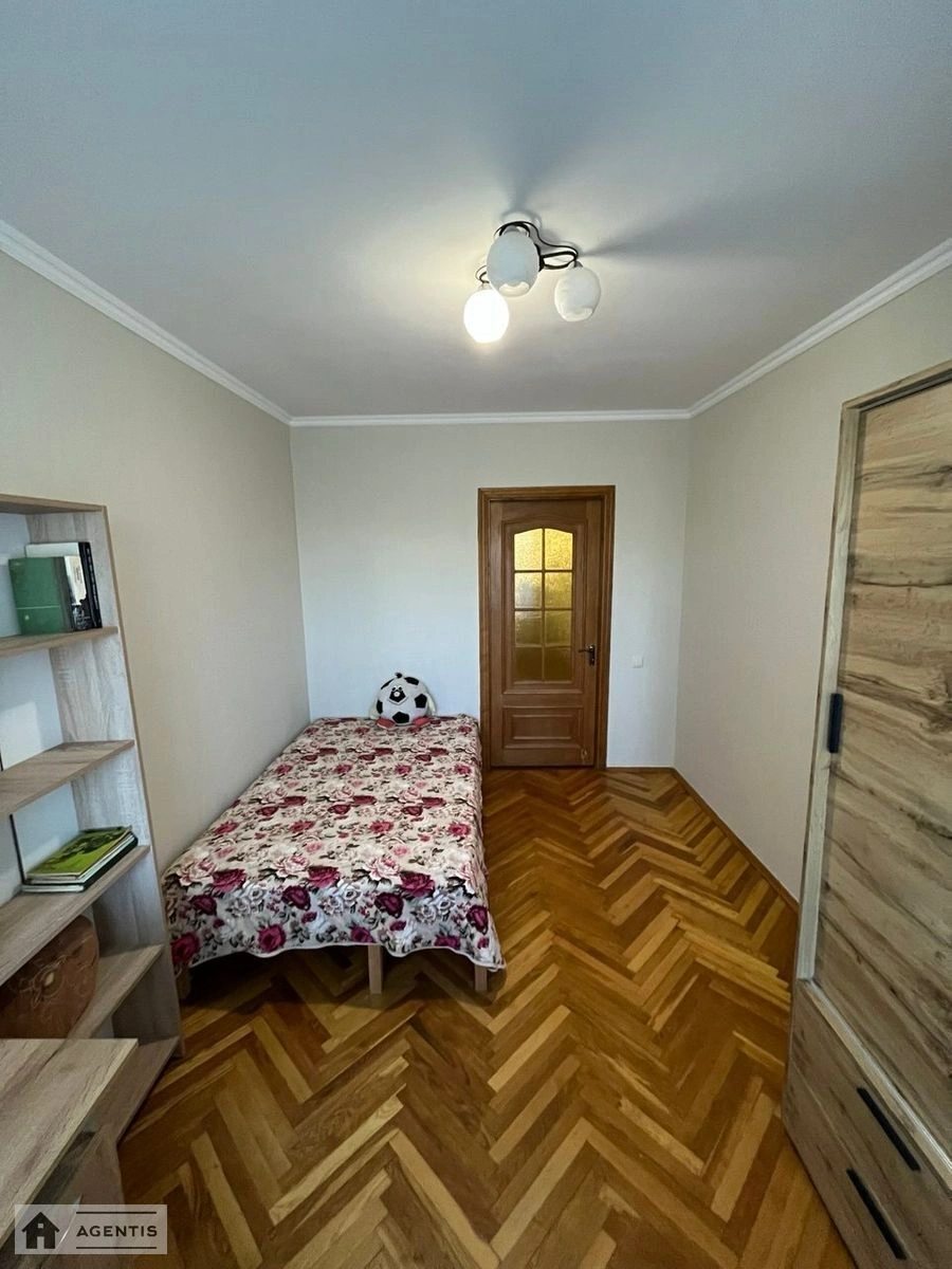 Apartment for rent 3 rooms, 80 m², 6th fl./16 floors. 8, Zahorivska vul. Bahhovutivska, Kyiv. 