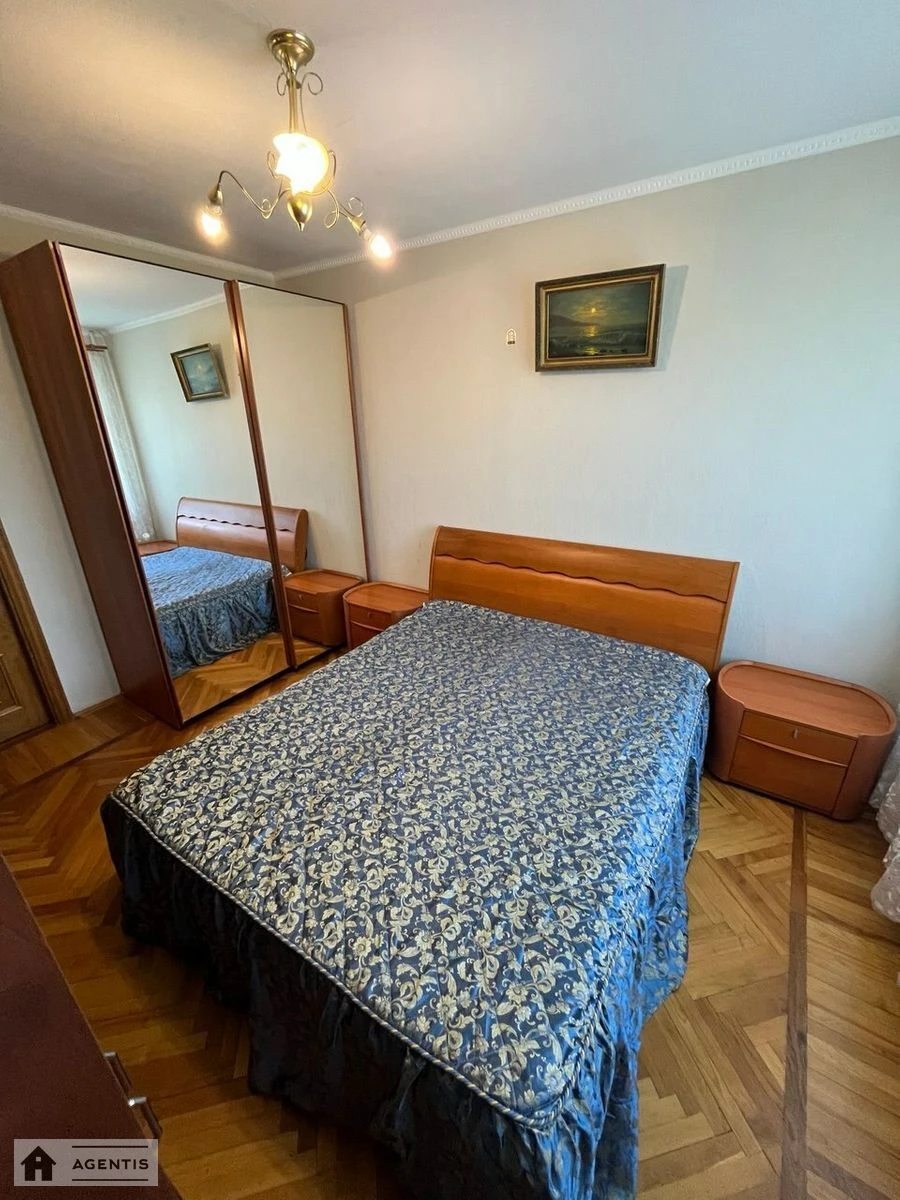 Apartment for rent 3 rooms, 80 m², 6th fl./16 floors. 8, Zahorivska vul. Bahhovutivska, Kyiv. 