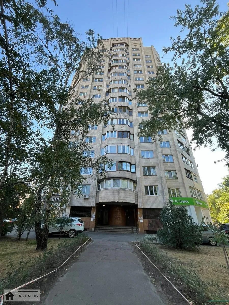 Apartment for rent 3 rooms, 80 m², 6th fl./16 floors. 8, Zahorivska vul. Bahhovutivska, Kyiv. 